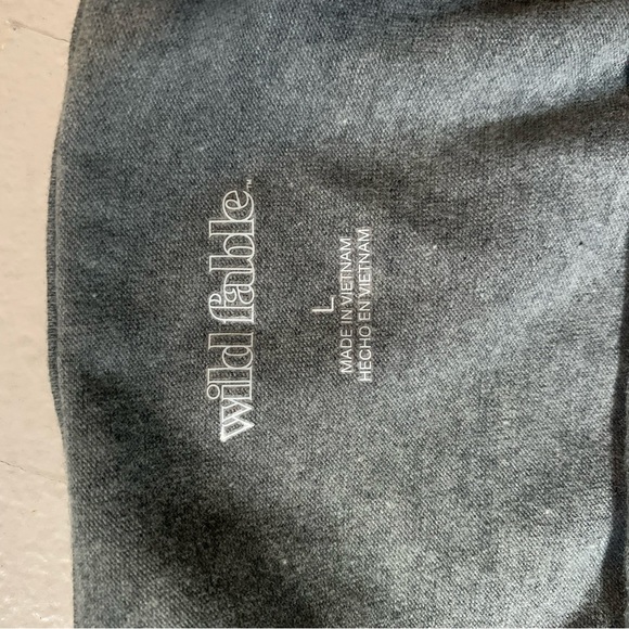 Cropped Tank - Picture 2 of 3